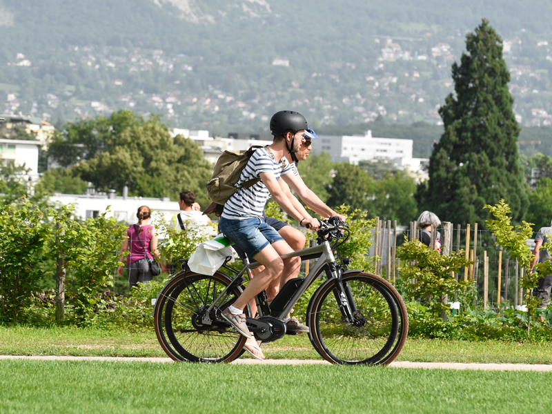 crédit photo: Alain Grosclaude lancy en été