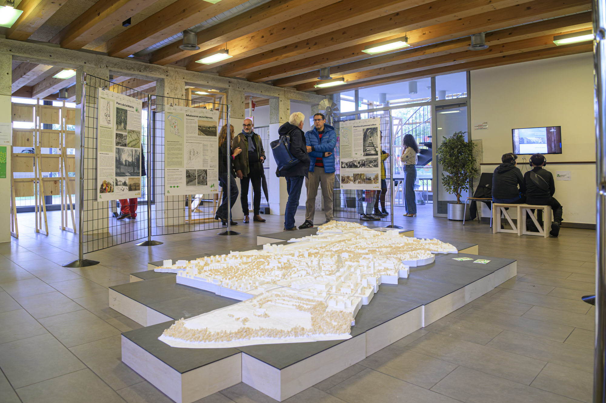 Mosaïque urbaine 2024: exposition en images