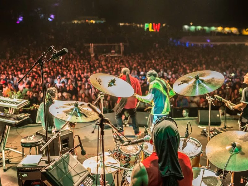 Communiqué de presse Le Plein-les-Watts Festival déménage à Lancy