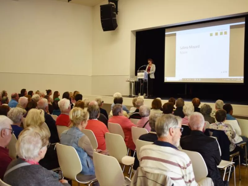 Séance d'information sur les logements pour séniors 2022 en images