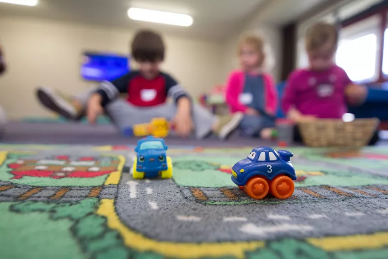 Un vote historique municipalise les crèches et garderies à Lancy